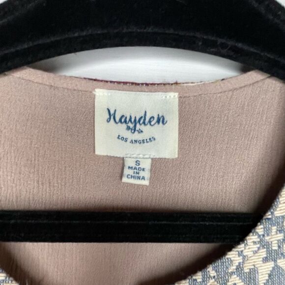 Hayden Embroidered Sleeveless Duster - Picture 8 of 11